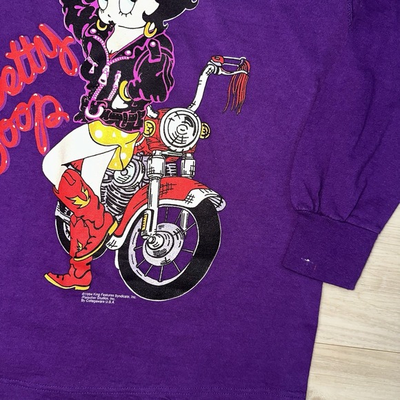 VINTAGE BETTY BOOP LONG SLEEVE T SHIRT Medium 90s MOTORCYCLE PURPLE CARTOON 1994 - Picture 9 of 9